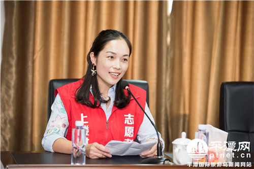 1509406439441445.jpg 志愿者代表許燕分享自己的感受.jpg