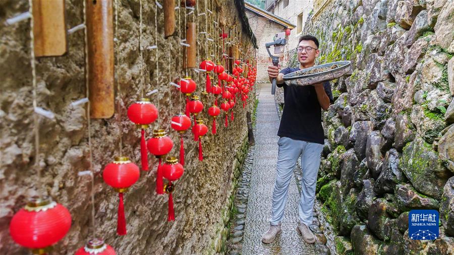（新華全媒頭條·奮進(jìn)新征程 建功新時(shí)代·非凡十年·圖文互動(dòng)）（5）福建：搶抓機(jī)遇謀發(fā)展 奮力譜寫(xiě)新篇章